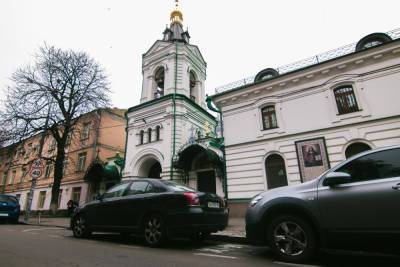 В Красноярске на Пасху ограничат остановку автотранспорта возле храмов