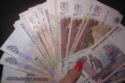 В Оренбургском районе через мобильный банк у мужчины украли деньги