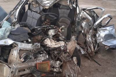 «Машина превратилась в груду металла»: В Астрахани три человека погибли в ДТП