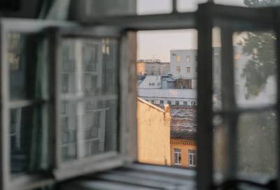 Крыша в центре Петербурга стала причиной конфликта между нелегальными экскурсоводами