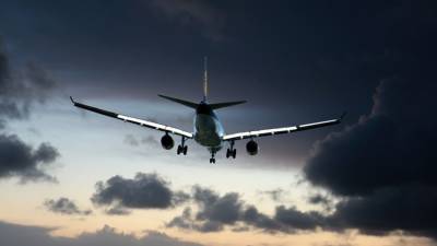 Самолет рейса Тюмень — Сочи совершил экстренную посадку в самарском аэропорту