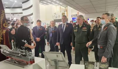 Замминистра обороны РФ принял участие в Военно-патриотическом форуме в Тюмени