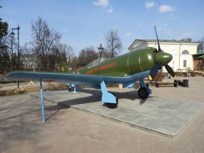 «Сокол» отреставрировал макет самолета Ла-7 в Нижегородском кремле