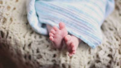 На Тернопольщине младенца выбросили на свалку: ищут мать