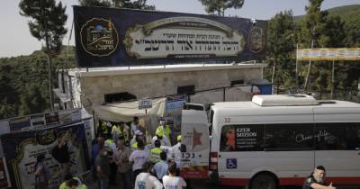 Поскользнулись и сбили других: в Израиле в результате давки на празднике погибли уже 44 человека