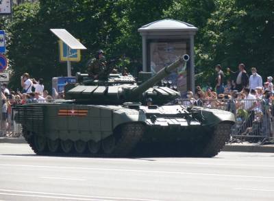 Репетиция Парада Победы прошла на Дворцовой площади в Петербурге