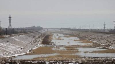 В Раде предлагают законодательно закрепить запрет подачи воды в Крым