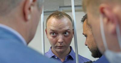 Суд продлил арест подозреваемому в госизмене журналисту Сафронову