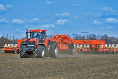 Более 60 процентов площадей под яровыми зерновыми уже засеяно в Липецкой области