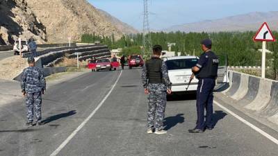 На границе с Таджикистаном возобновилась перестрелка