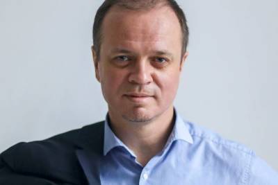 Песков отказался комментировать задержание адвоката Павлова