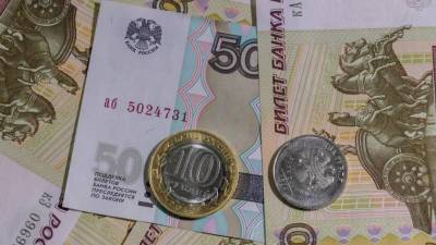Объем выданных потребкредитов рекордно увеличился в России