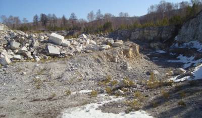 В Абзелиловском районе Башкирии выявили незаконный карьер по добыче мрамора