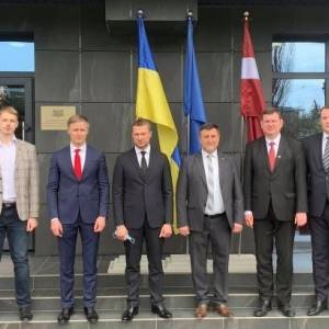 В Славянске открылось почетное консульство Латвии