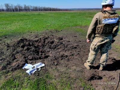 Боевики на Донбассе вновь открыли огонь по населенным пунктам