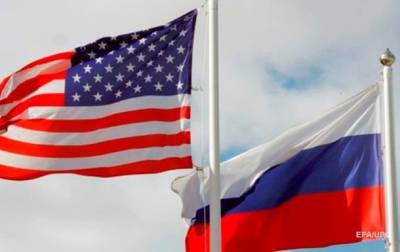 У Путина отреагировали на прекращение выдачи американских виз россиянам