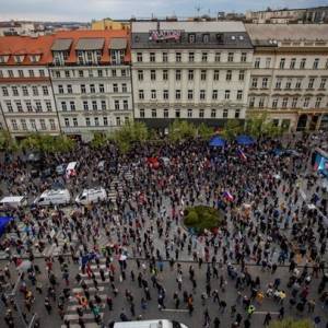 В Праге проходят антипрезидентские протесты. Фото