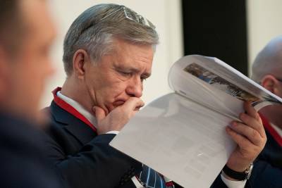Глава «Сургутнефтегаз» Богданов переназначен на новый пятилетний срок