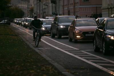 Власти потратят 35 млн рублей на обустройство велодорожки в Невском районе