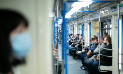 На майских праздниках метро Петербурга закроет вестибюли двух станций