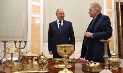 Смыслы недели: Путин в Петербурге, объединение регионов и продление праймериз