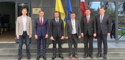 В Донецкой области открылось почетное консульство Латвии