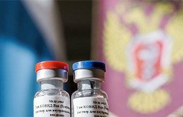 Турция одобрила применение российской вакцины «Спутник V»