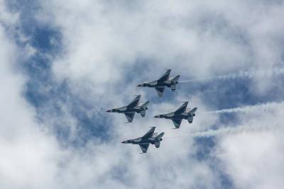 Активность ВКС России у западного побережья США заставила американские ВВС «напрячься»