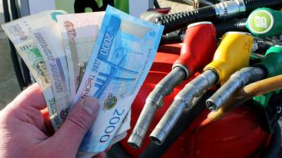 «Позволит не допустить роста цен»: в Минэнерго предложили на три месяца запретить экспорт бензина из России