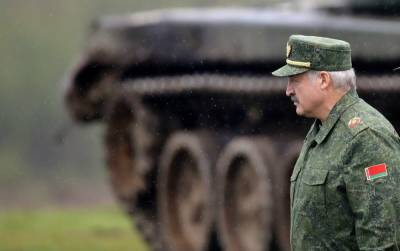 У Лукашенко всё готово для нашествия танковых армад на Украину...