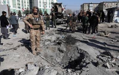 В Афганистане при взрыве погибли 30 человек