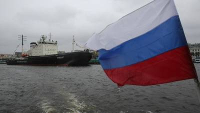 Туристический сезон в Петербурге откроет фестиваль ледоколов
