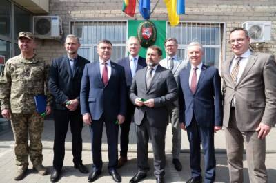 На оккупированной Украиной Луганщине открыли литовское консульство