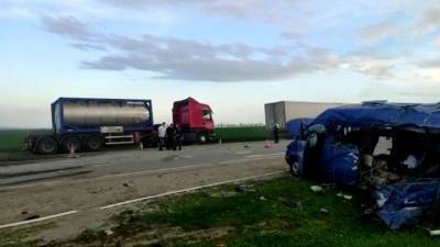 Кто подрезал грузовик: озвучены причины жуткой аварии на Ставрополье