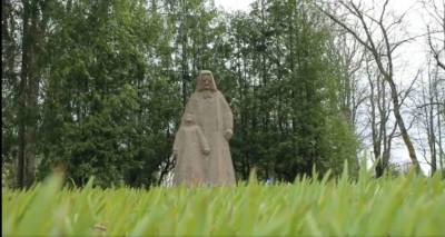 Как прошел субботник на советском воинском кладбище в Кулдиге