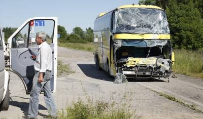 В Хабаровском крае опрокинулся автобус с десятками пассажиров