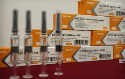 В Украину доставили новую партию китайской COVID-вакцины Sinovac