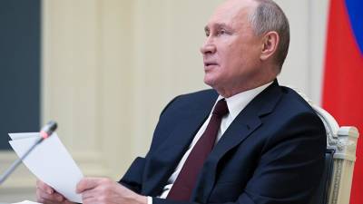 Путин подписал закон о запрете иностранного гражданства для госслужащих