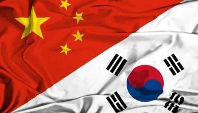 Глава МИД Китая провел переговоры с главой МИД Южной Кореи