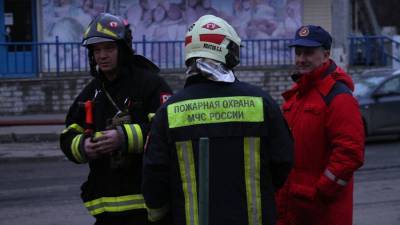 Пожар в бытовках на северо-западе Москвы потушили