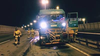 На КАД в Ленобласти произошло смертельное ДТП с грузовиком