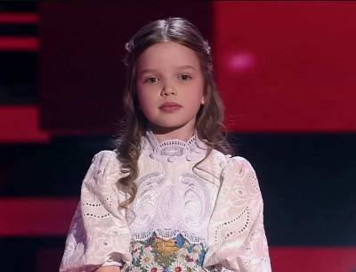 Отношение жюри к песне Нигматуллиной на русском языке возмутило зрителей шоу «Голос.Дети»