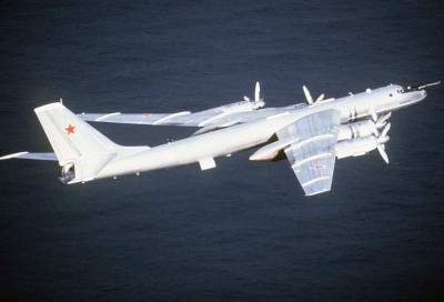 "Мягкая" реакция США на полеты российских Ту-142 у Аляски удивила аналитиков Sohu