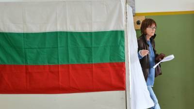 В Болгарии проходят "пандемийные" выборы: выбирают парламент