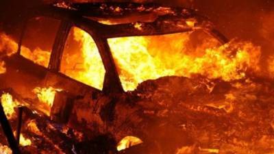 Сгорел дотла: на трассе в Приморье загорелся автомобиль
