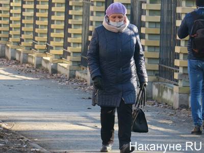 Ковид пока не отступает: в России почти 9 тысяч новых заболевших за сутки