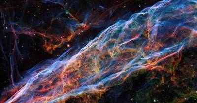 NASA показало огромный остаток сверхновой, взорвавшейся тысячи лет назад