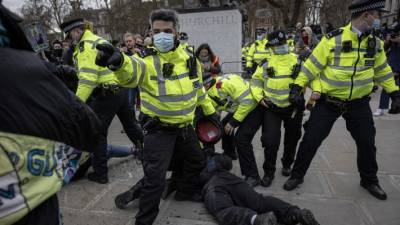 «Убить Билла». В Великобритании протестуют против расширения полномочий полиции