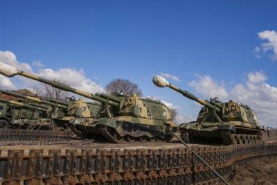 Алексей Леонков: Масштабная переброска военной техники РФ в Крым не имеет отношения к ситуации на Украине