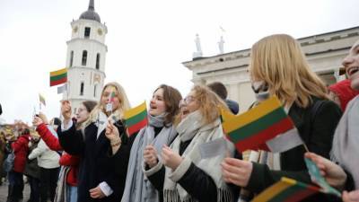 Жители Литвы не доверяют НАТО и поддерживают Россию – результаты опроса